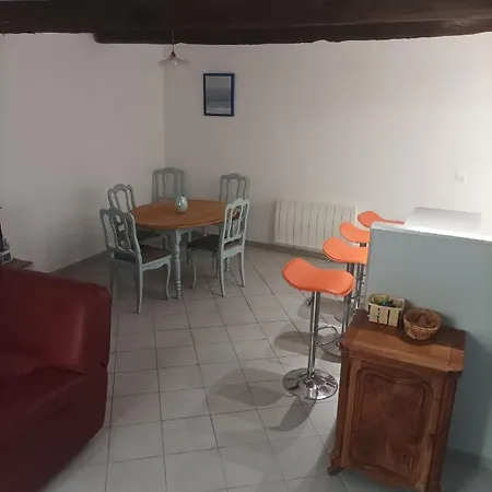 La Petite Corbieres فندق